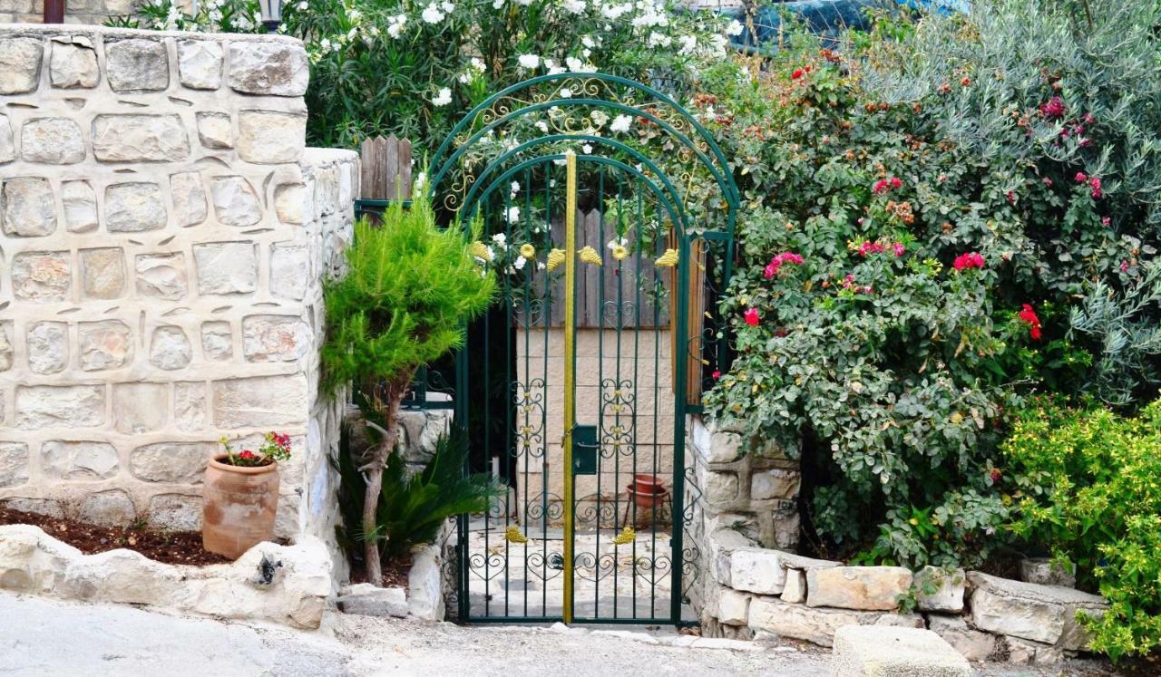 Palacio Domain - Stylish European Luxury Boutique Hotel Safed Extérieur photo